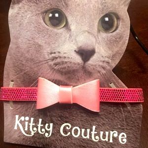 Kitty Couture Sparkle Fuchsia Bow Collar with Bell